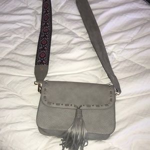 Steve Madden reversible strap cross body bag!